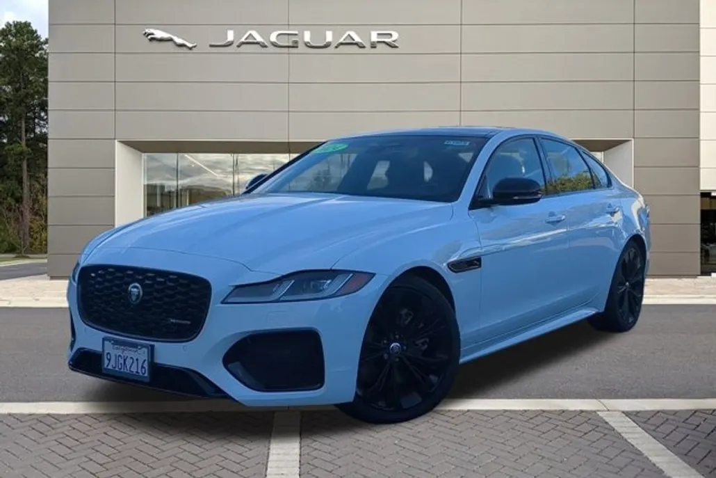 2024 Jaguar XF R-Dynamic SE photo 1