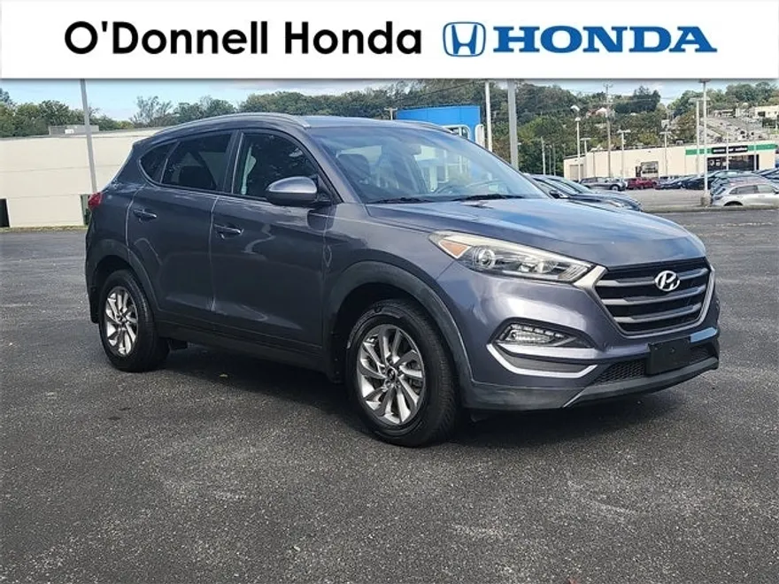 2016 Hyundai Tucson SE photo 1