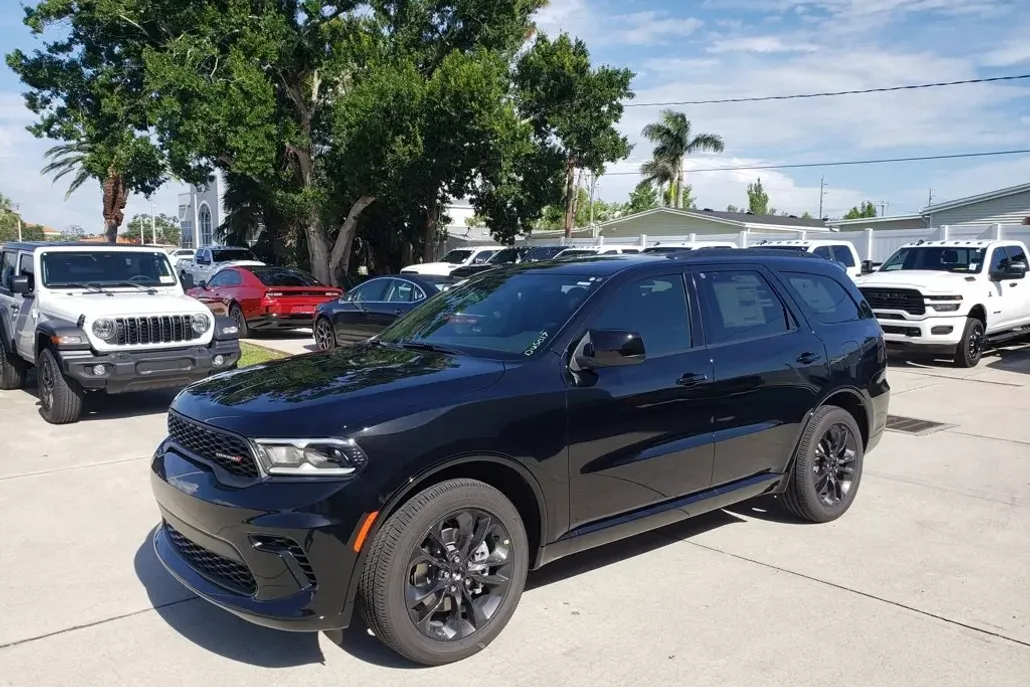 2025 Dodge Durango GT photo 1