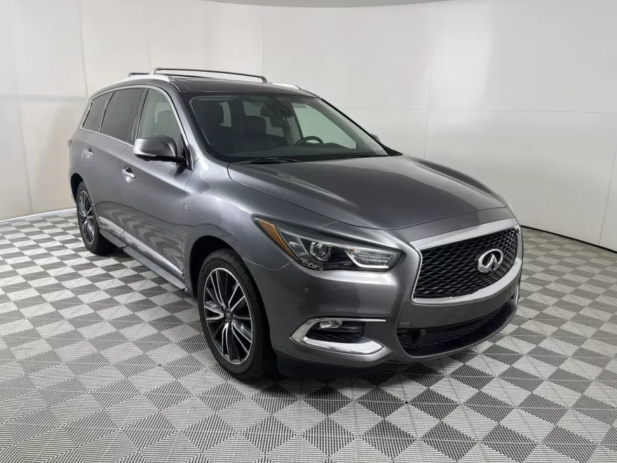 2017 Infiniti QX60 photo 1