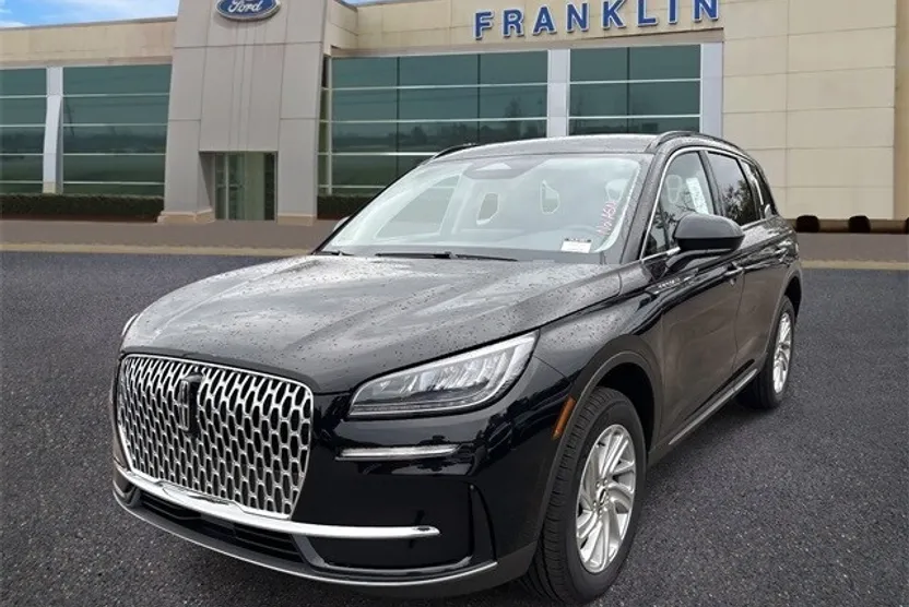2026 Lincoln Corsair Premiere photo 1