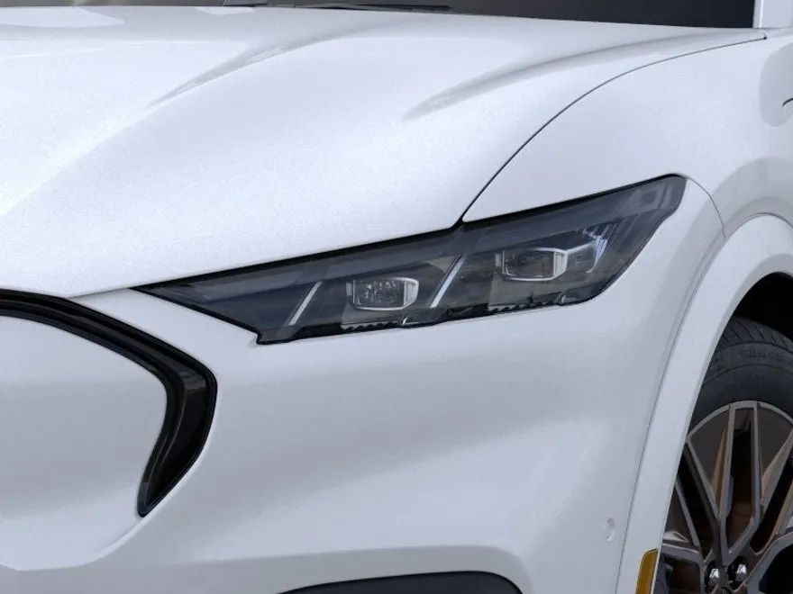 2025 Ford Mustang Mach-E Premium photo 13