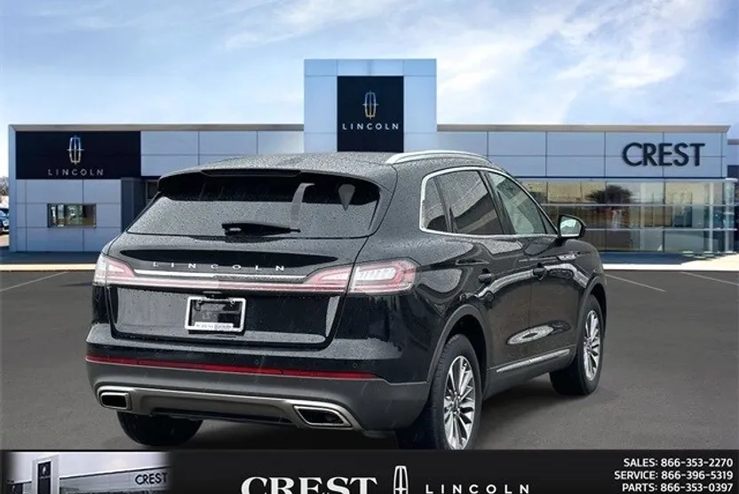 2022 Lincoln Nautilus Standard photo 1