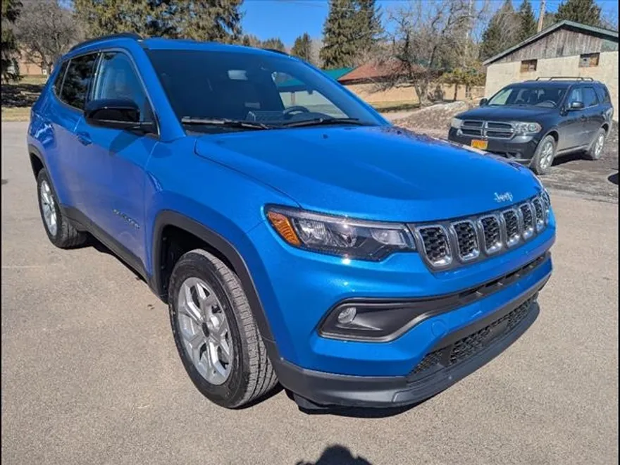 2025 Jeep Compass Latitude photo 1