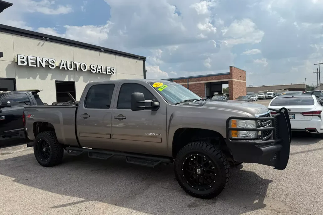 2014 Chevrolet Silverado LTZ photo 1