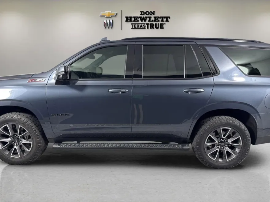 2021 Chevrolet Tahoe Z71 photo 1