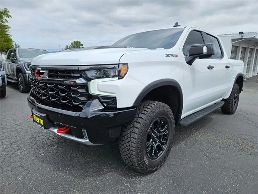 2025 Chevrolet Silverado 1500 ZR2 photo 1