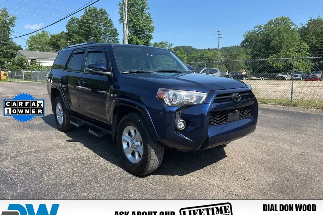 2023 Toyota 4Runner SR5 Premium photo 1