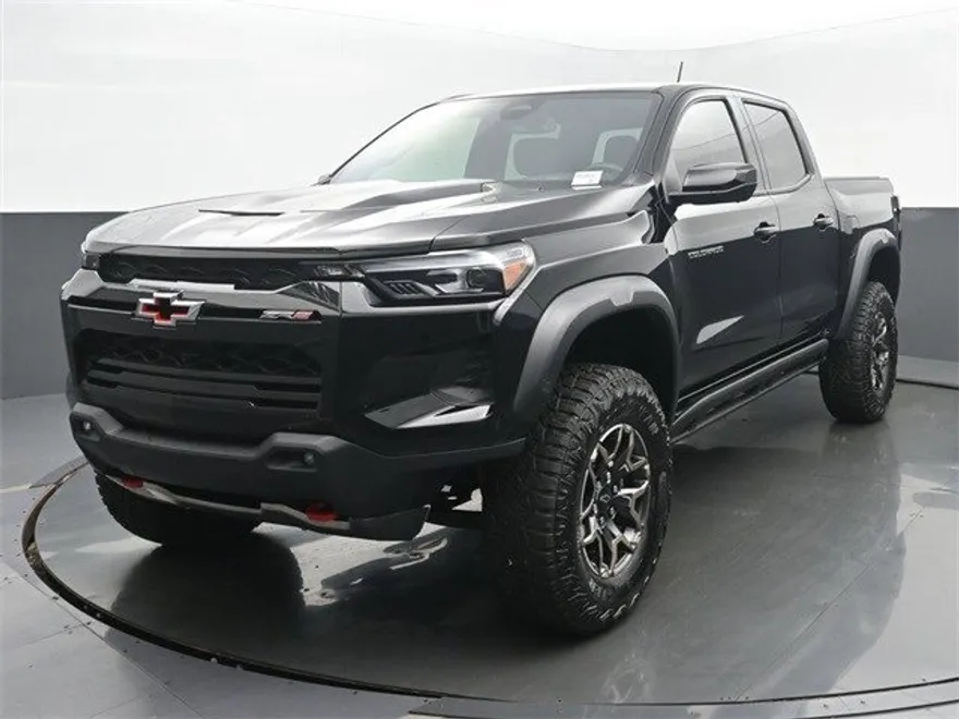 2023 Chevrolet Colorado ZR2 photo 1
