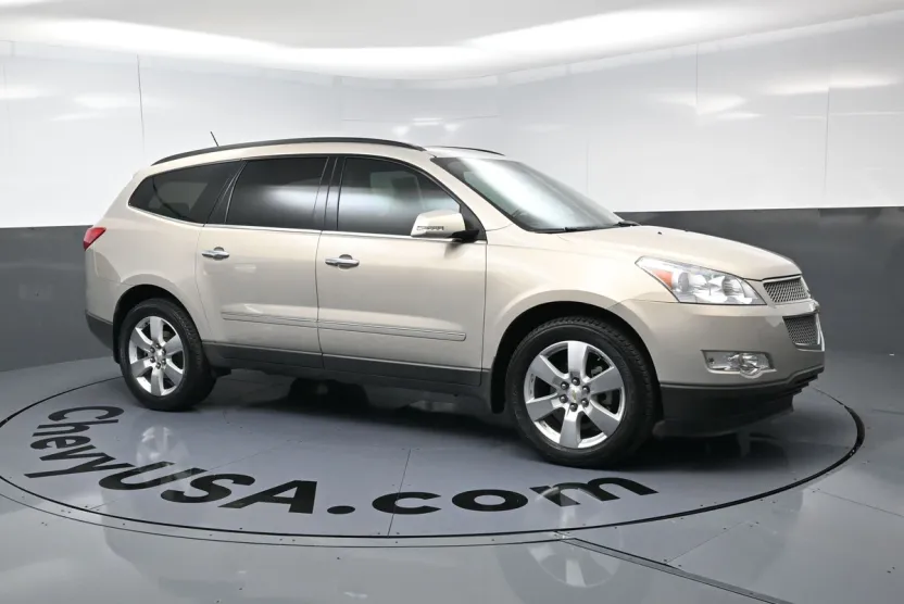 2011 Chevrolet Traverse LTZ photo 1
