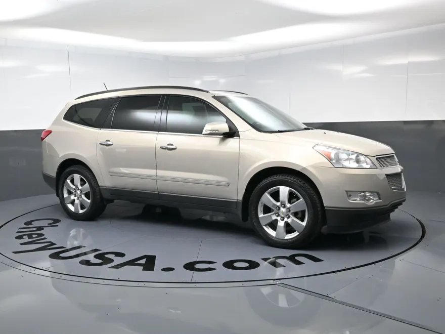 2011 Chevrolet Traverse LTZ photo 1
