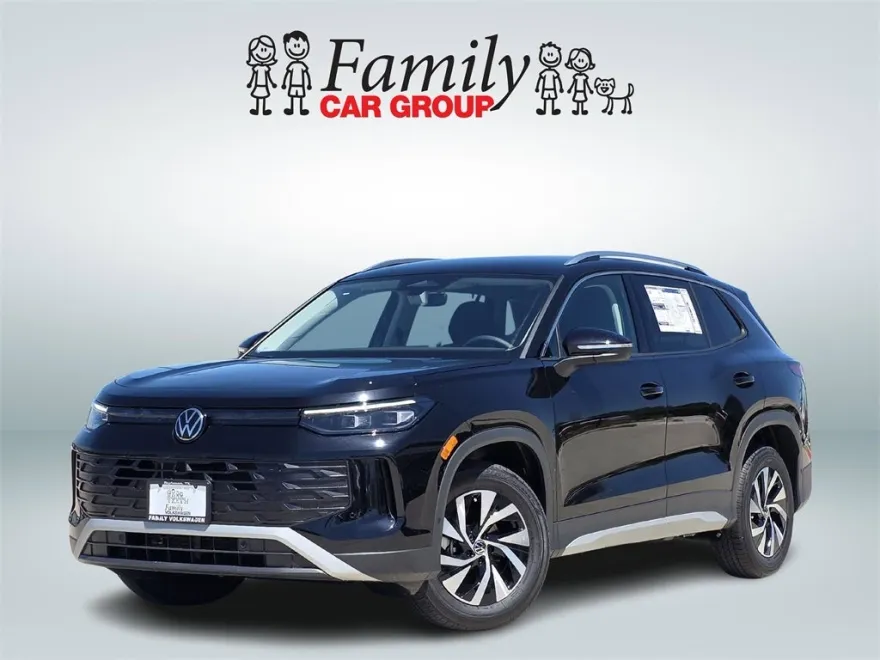 2025 Volkswagen Tiguan S photo 1