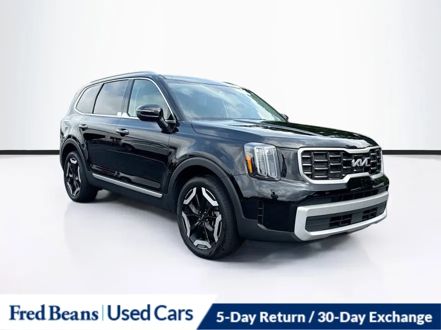 2024 Kia Telluride S photo 1