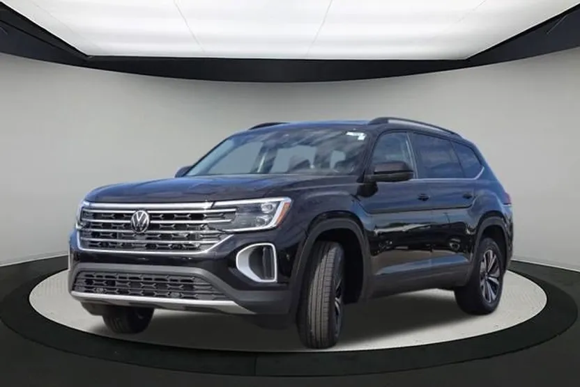 2026 Volkswagen Atlas SE photo 1