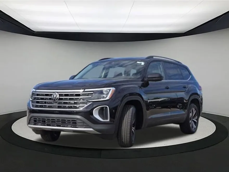 2026 Volkswagen Atlas SE photo 1
