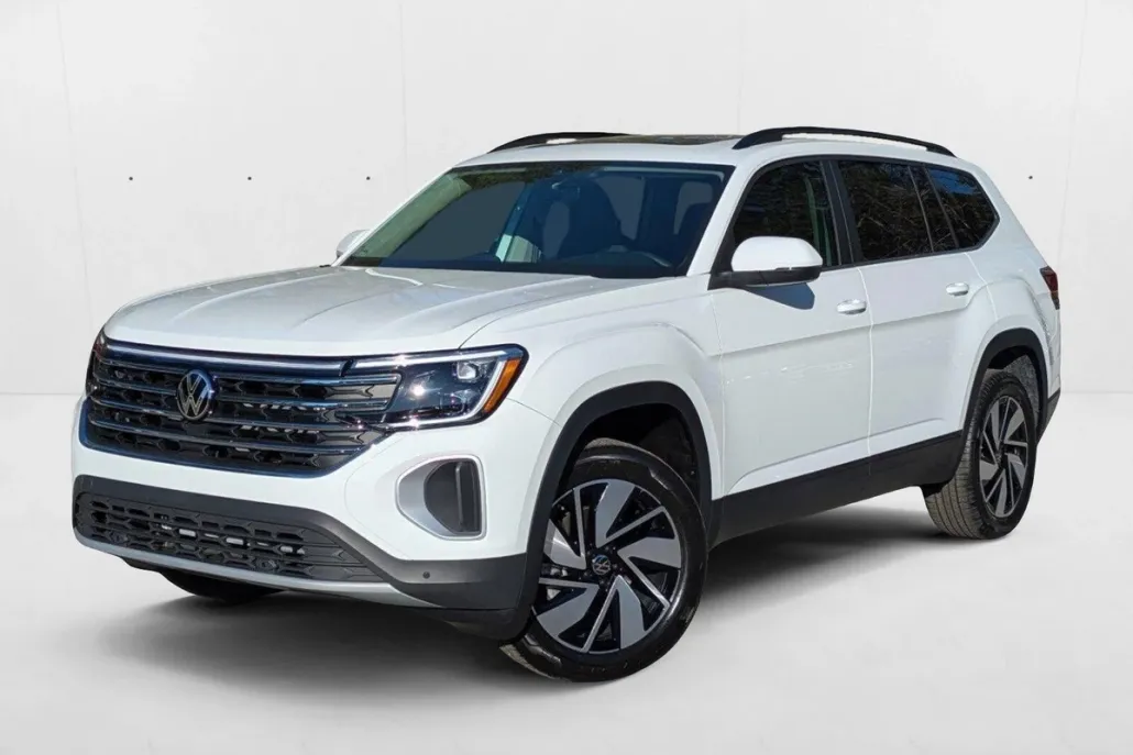 2025 Volkswagen Atlas SE Technology photo 1