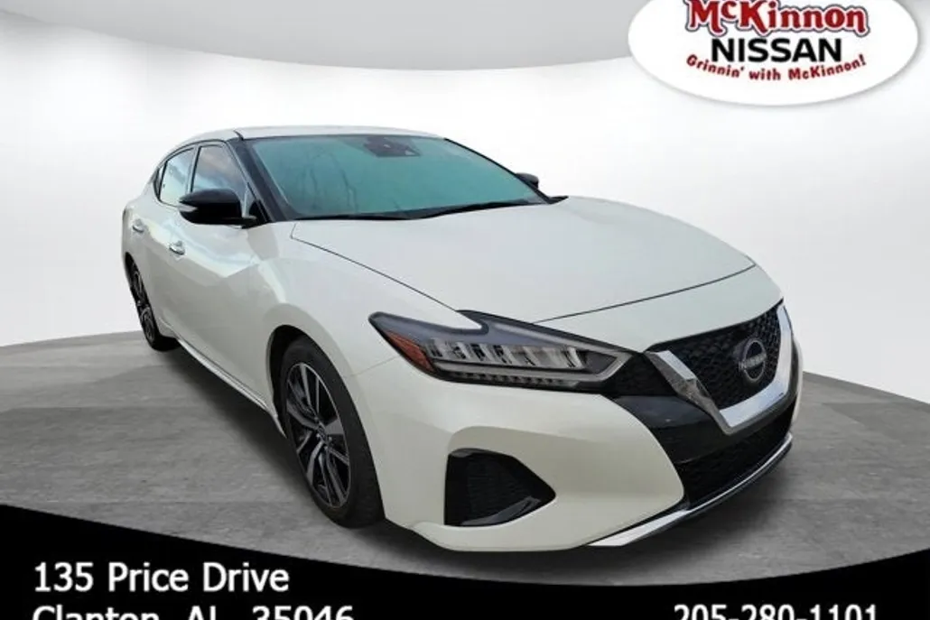 2023 Nissan Maxima SV photo 1