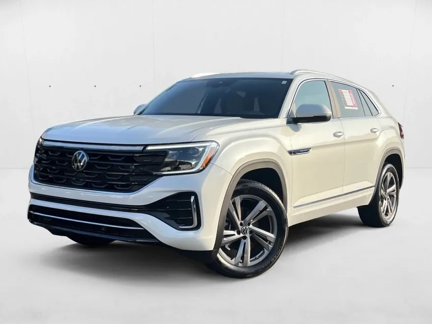 2024 Volkswagen Atlas Cross Sport SEL R-Line photo 1