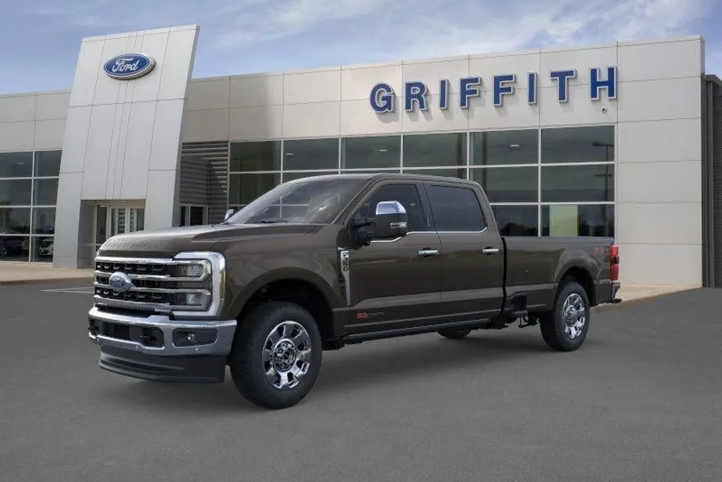 2025 Ford F-350 King Ranch photo 1