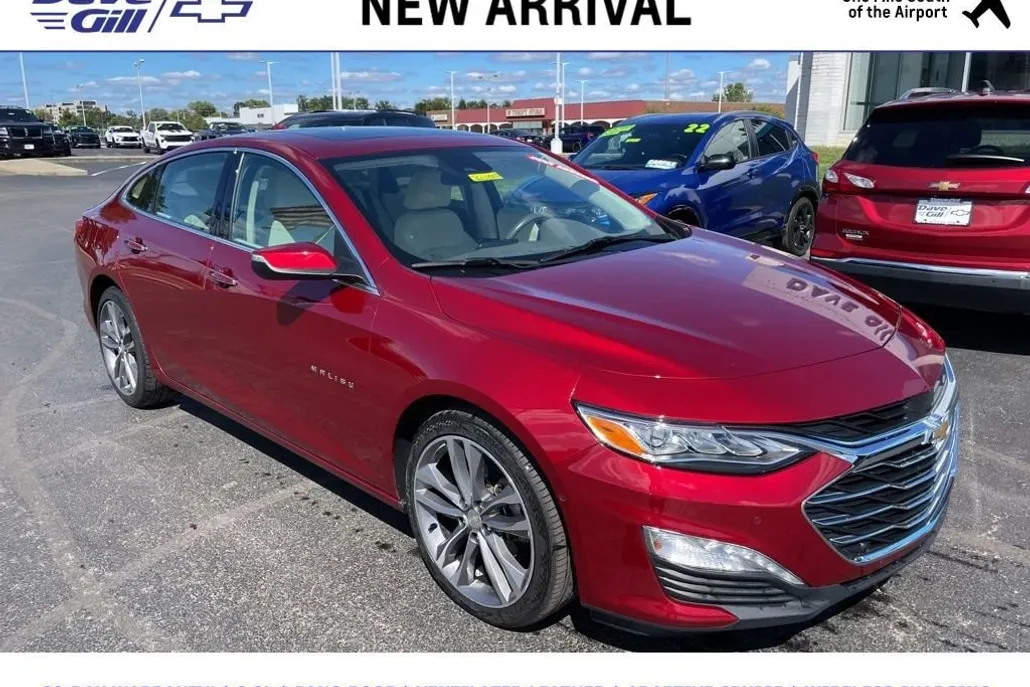 2022 Chevrolet Malibu Premier photo 1