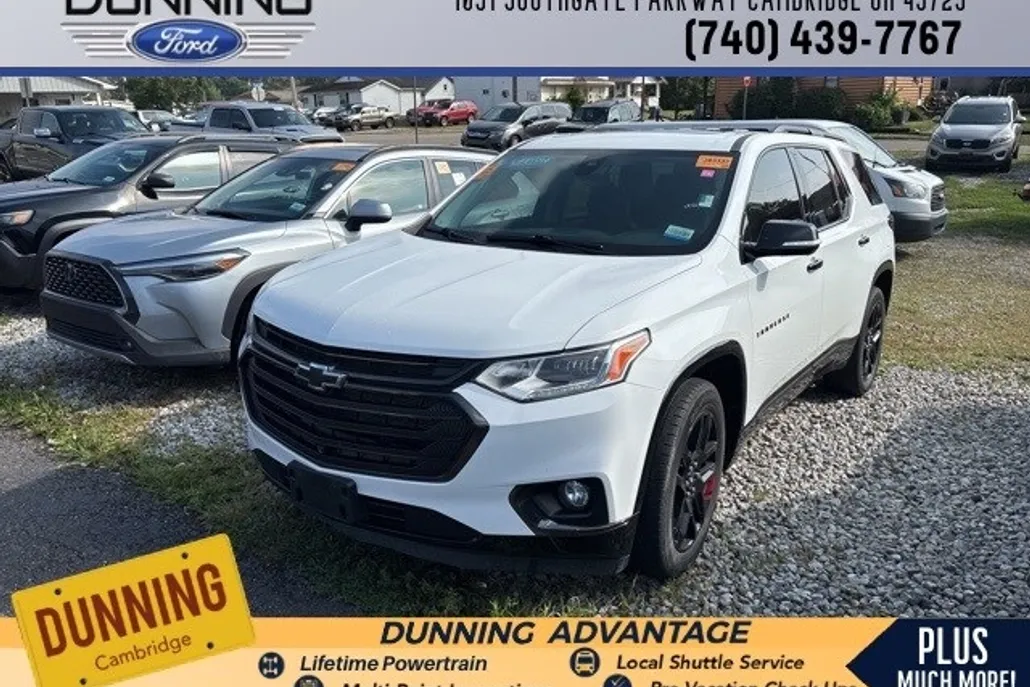 2021 Chevrolet Traverse Premier photo 1