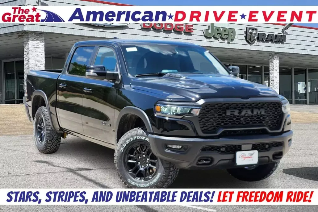 2025 Ram 1500 Laramie photo 1