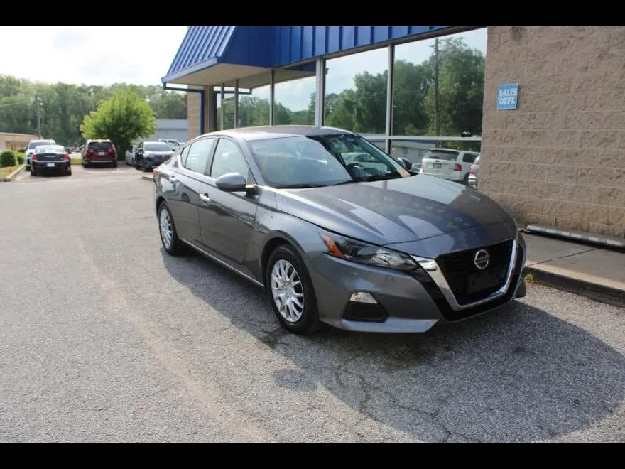 2022 Nissan Altima 2.5 photo 1
