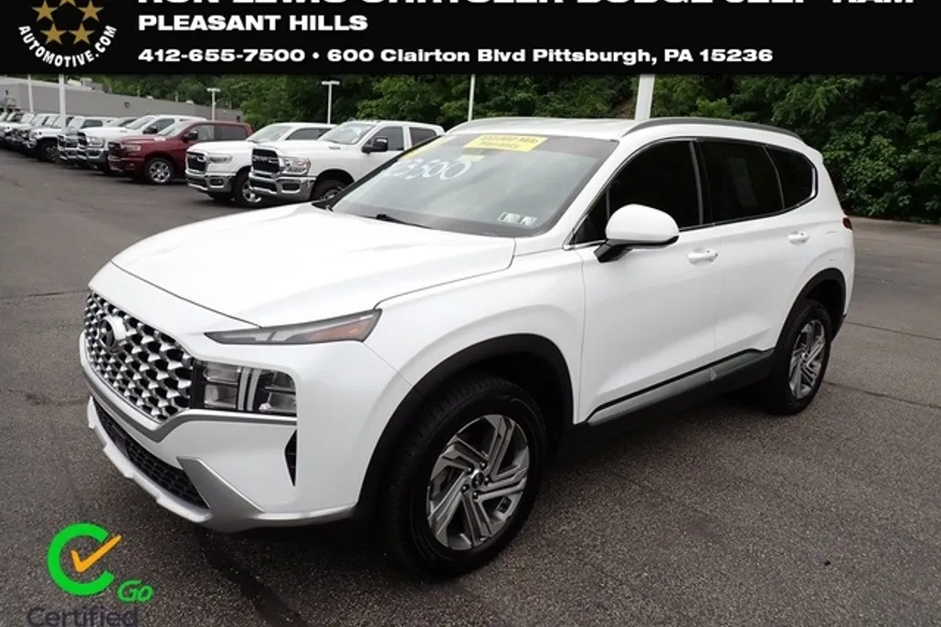 2022 Hyundai Santa Fe SEL photo 1