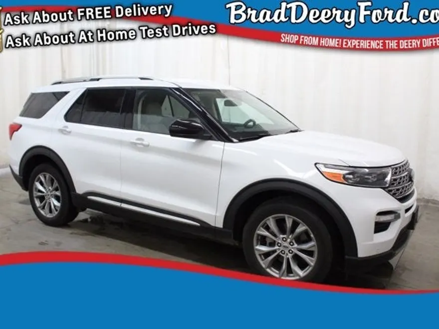 2024 Ford Explorer Limited photo 1