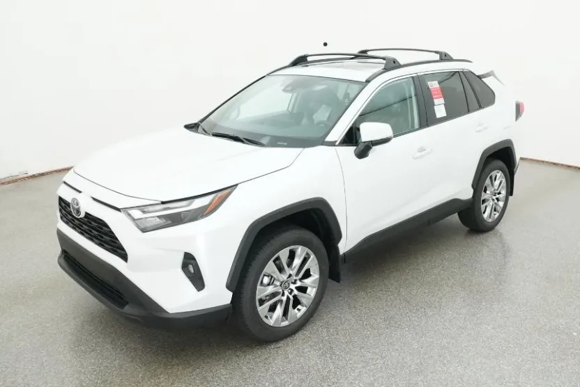 2025 Toyota RAV4 XLE Premium photo 1