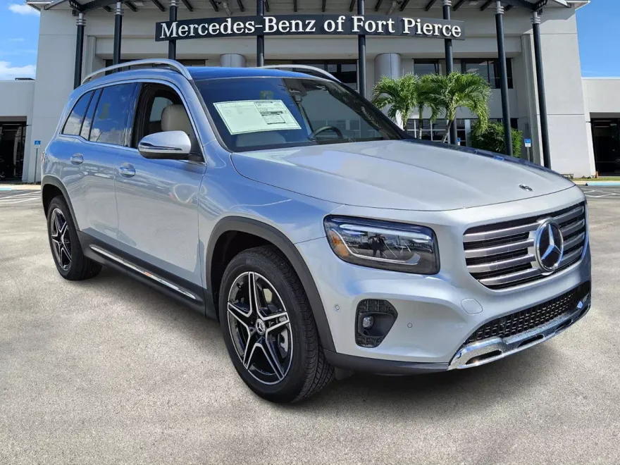 2026 Mercedes Benz GLB 250 photo 1