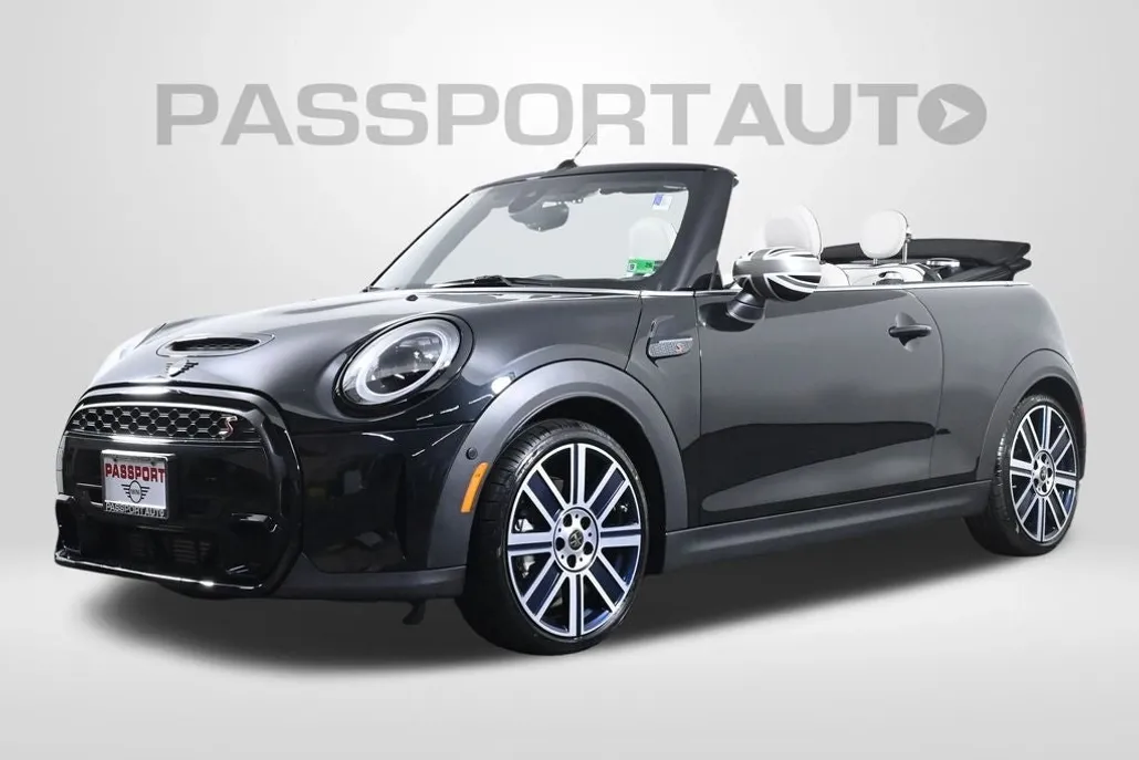 2024 Mini Cooper S Convertible photo 1
