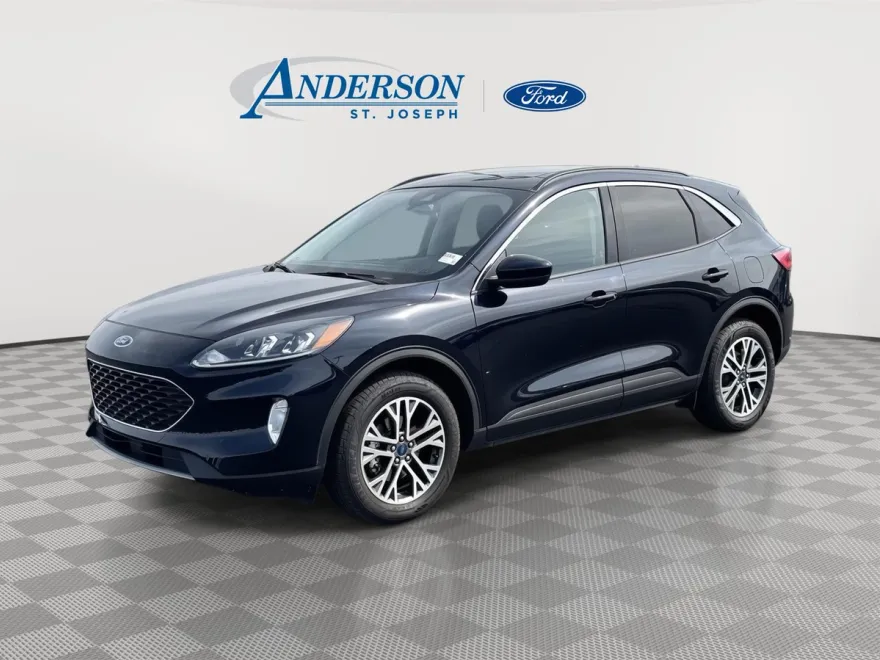 2021 Ford Escape SEL photo 1
