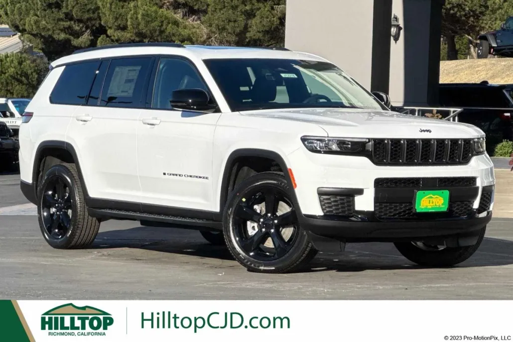 2025 Jeep Grand Cherokee Altitude photo 1