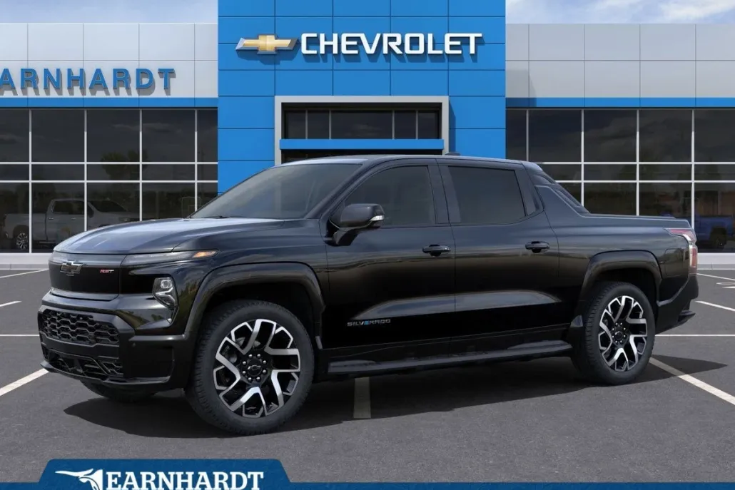 2024 Chevrolet Silverado EV RST photo 1