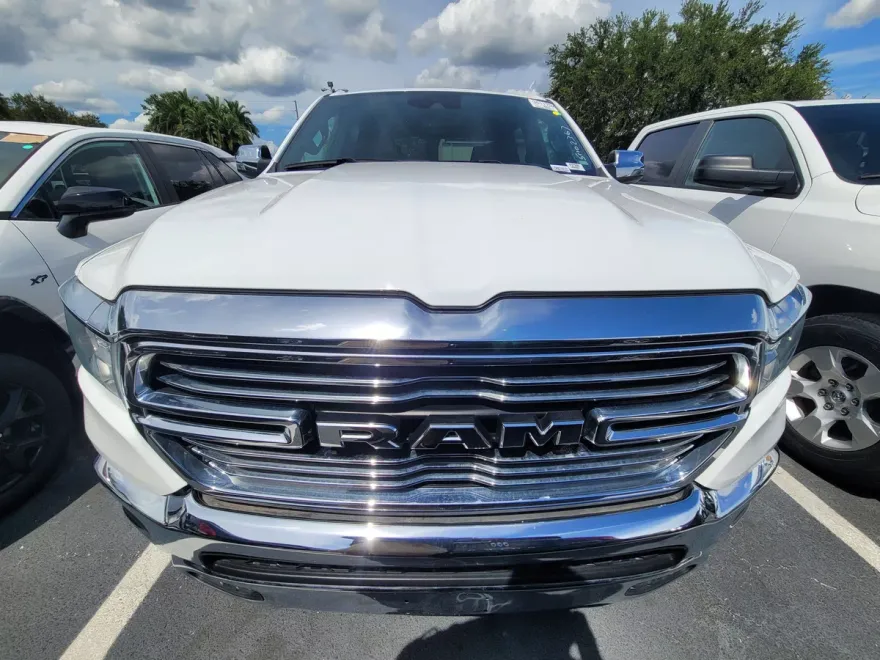 2024 Ram 1500 Laramie photo 1