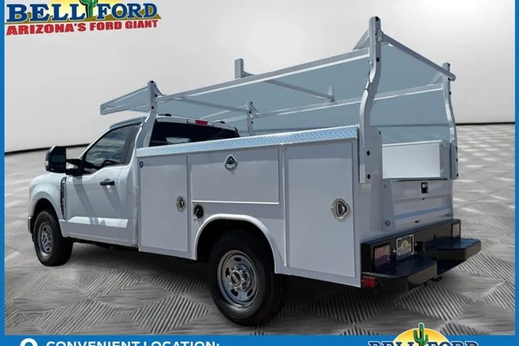 2025 Ford F-250 photo 1