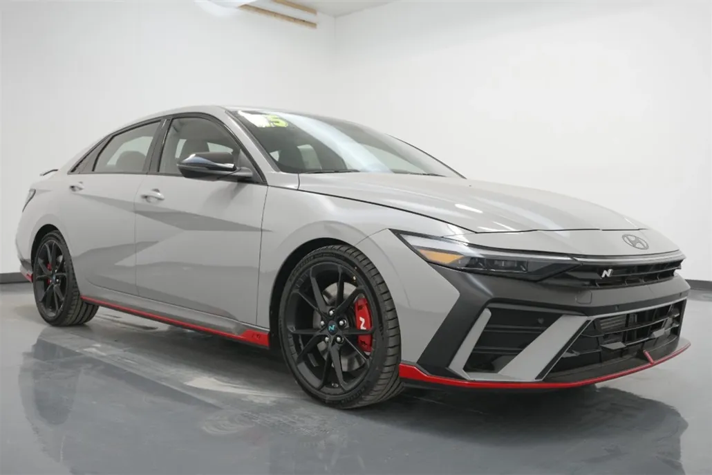 2025 Hyundai Elantra N Base photo 1
