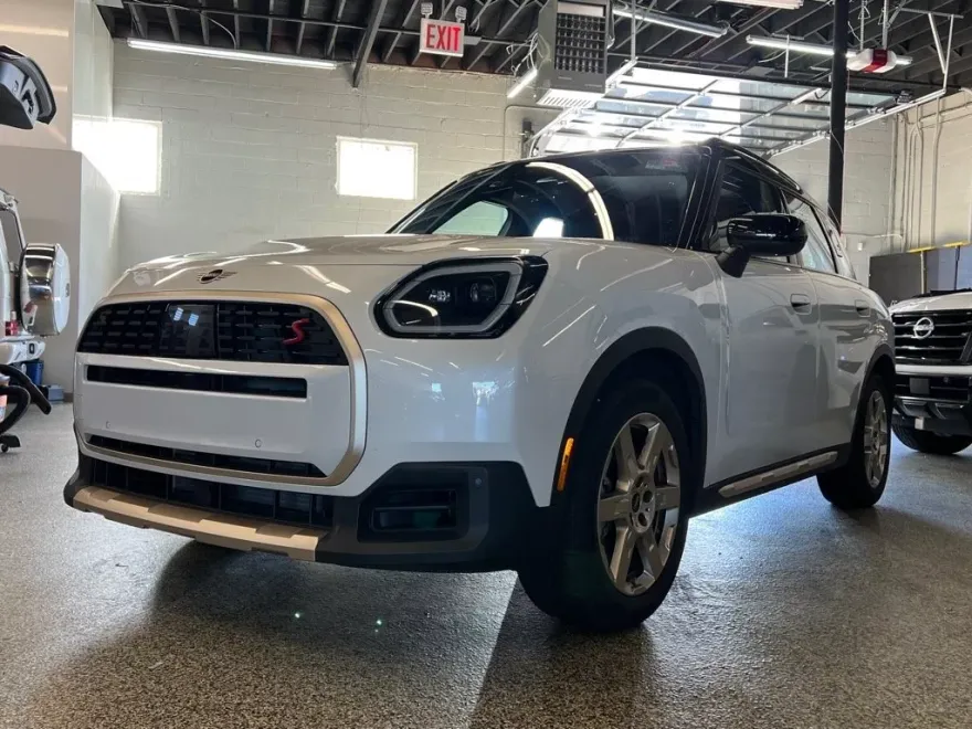 2025 Mini Countryman S ALL4 photo 1