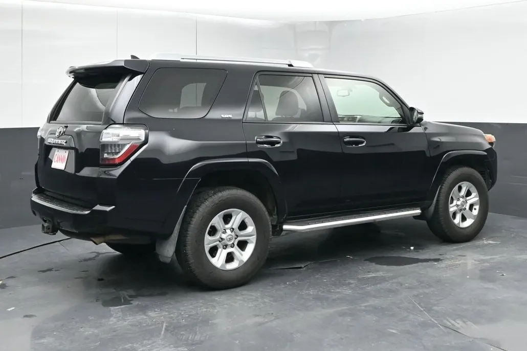 2015 Toyota 4Runner V6 photo 1