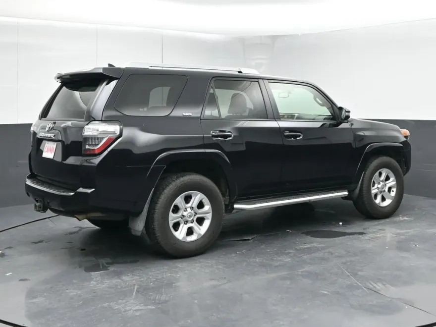 2015 Toyota 4Runner V6 photo 1