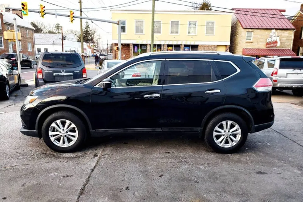 2014 Nissan Rogue photo 1
