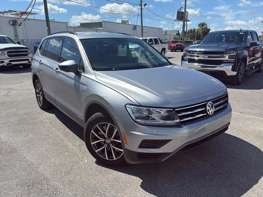 2021 Volkswagen Tiguan S photo 1