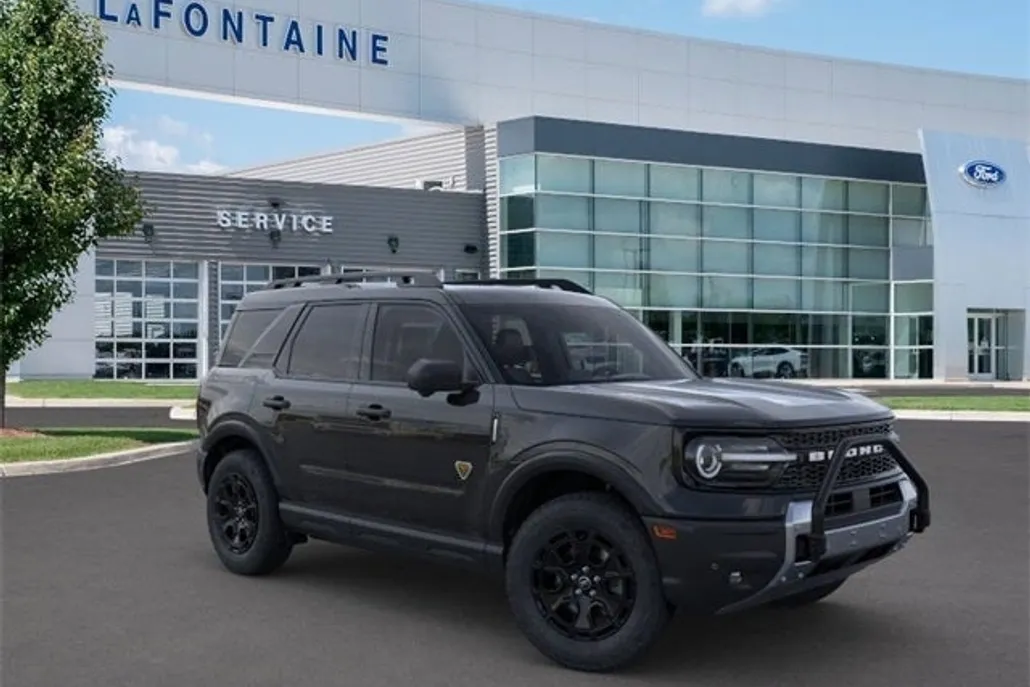 2025 Ford Bronco Badlands photo 1
