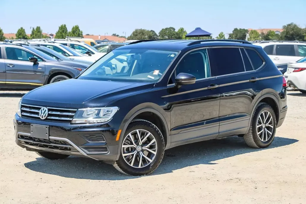 2021 Volkswagen Tiguan S photo 1