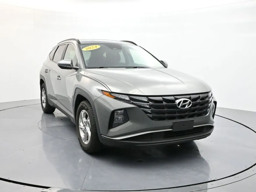 2024 Hyundai Tucson SEL photo 1