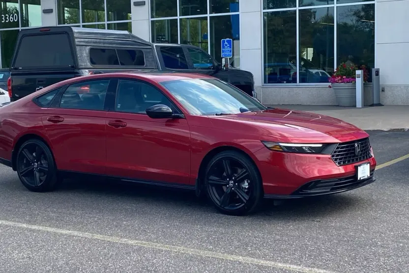 2024 Honda Accord Hybrid Sport-L photo 1