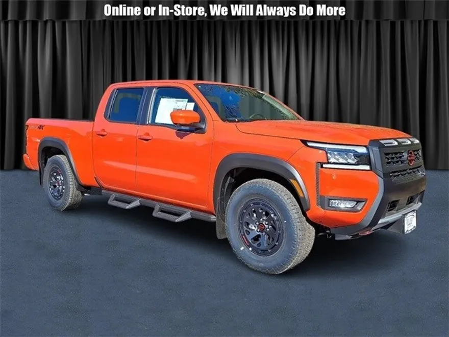 2026 Nissan Frontier Crew Cab PRO-4X photo 1