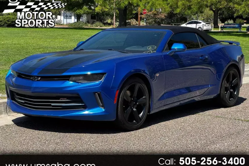 2018 Chevrolet Camaro 1LS 1LT photo 1