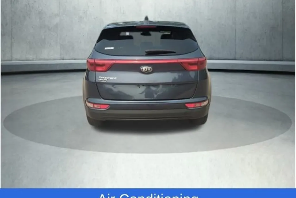 2019 Kia Sportage LX photo 1
